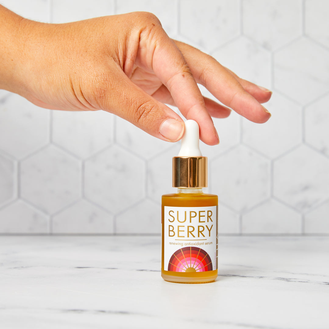 SUPER BERRY Renewing Antioxidant Serum SERUM LUA Skincare   